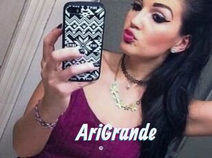 AriGrande