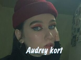 Audrey_kort