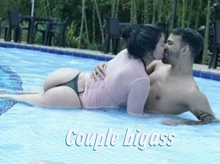 Couple_bigass