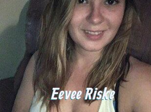 Eevee_Riske