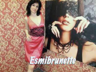Esmibrunette