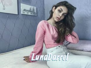 LunaDarrel