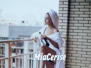 MiaCerise