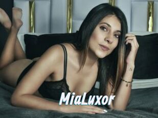 MiaLuxor