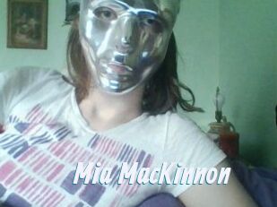 Mia_MacKinnon