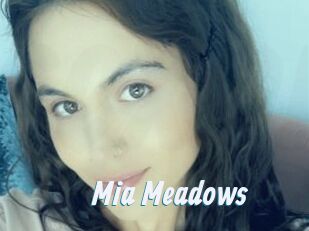 Mia_Meadows