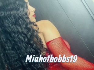 Miahotbobbs19