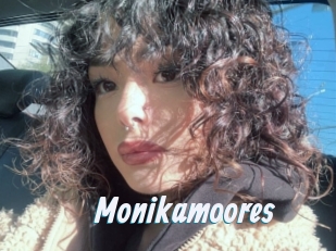 Monikamoores