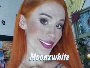 Moonxwhite