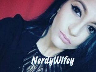 NerdyWifey