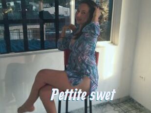 Pettite_swet