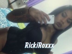 RickiRoxxx