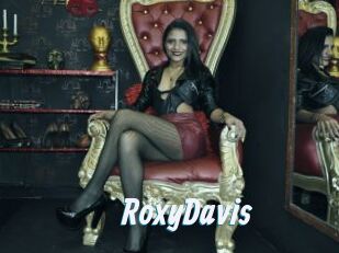 Roxy_Davis