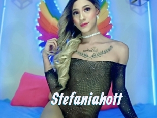 Stefaniahott