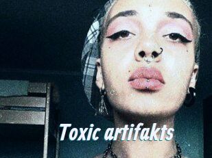 Toxic_artifakts